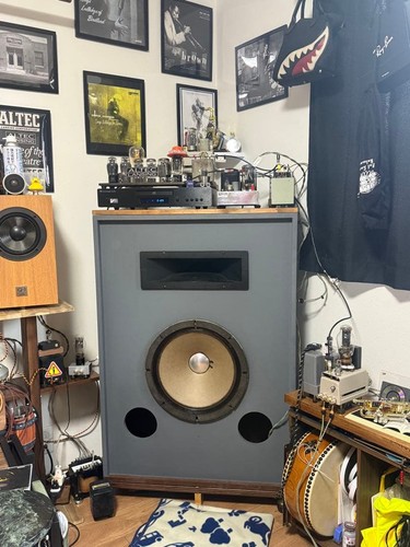 Altec lansing - altec, a8